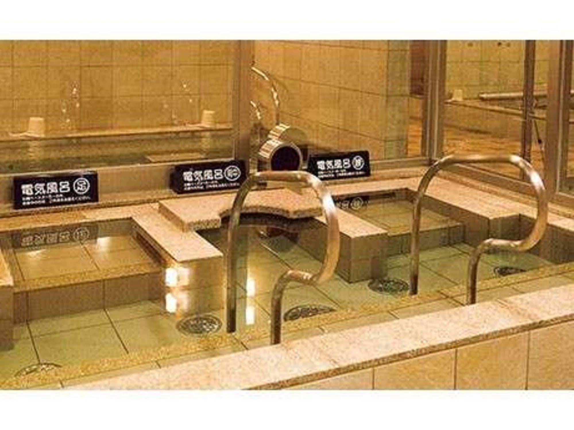 Hotel Wbf Grande Асахикава Екстериор снимка